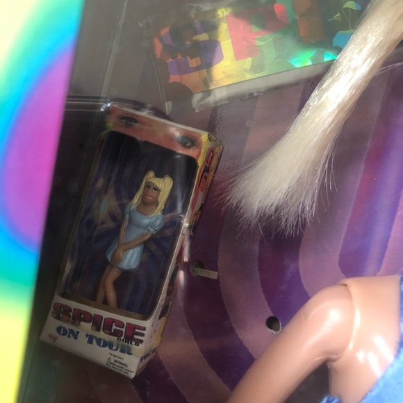 SPICE GIRLS on tour EMMA doll - Picture 8 of 9